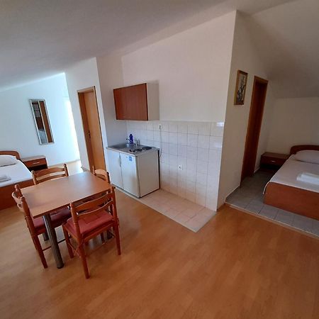 Apartments Nikolas Водице Экстерьер фото