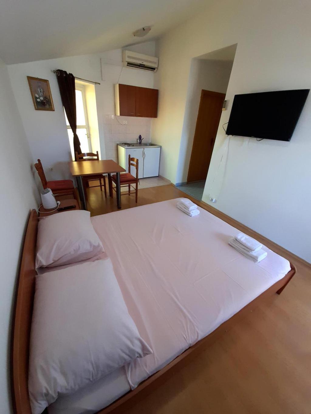 Apartments Nikolas Водице Экстерьер фото