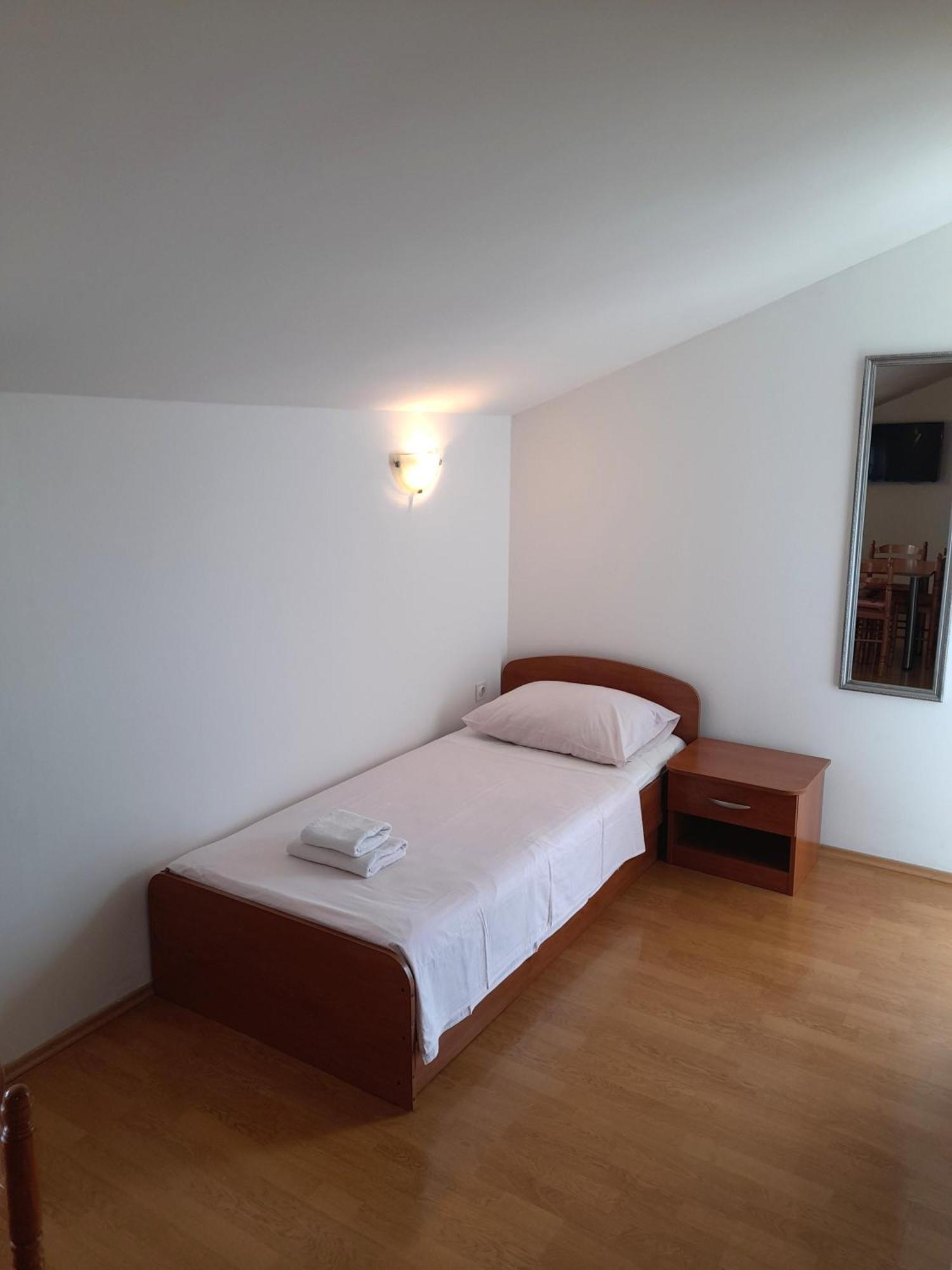 Apartments Nikolas Водице Экстерьер фото