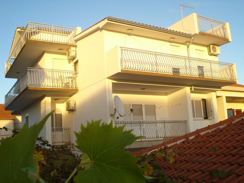 Apartments Nikolas Водице Экстерьер фото